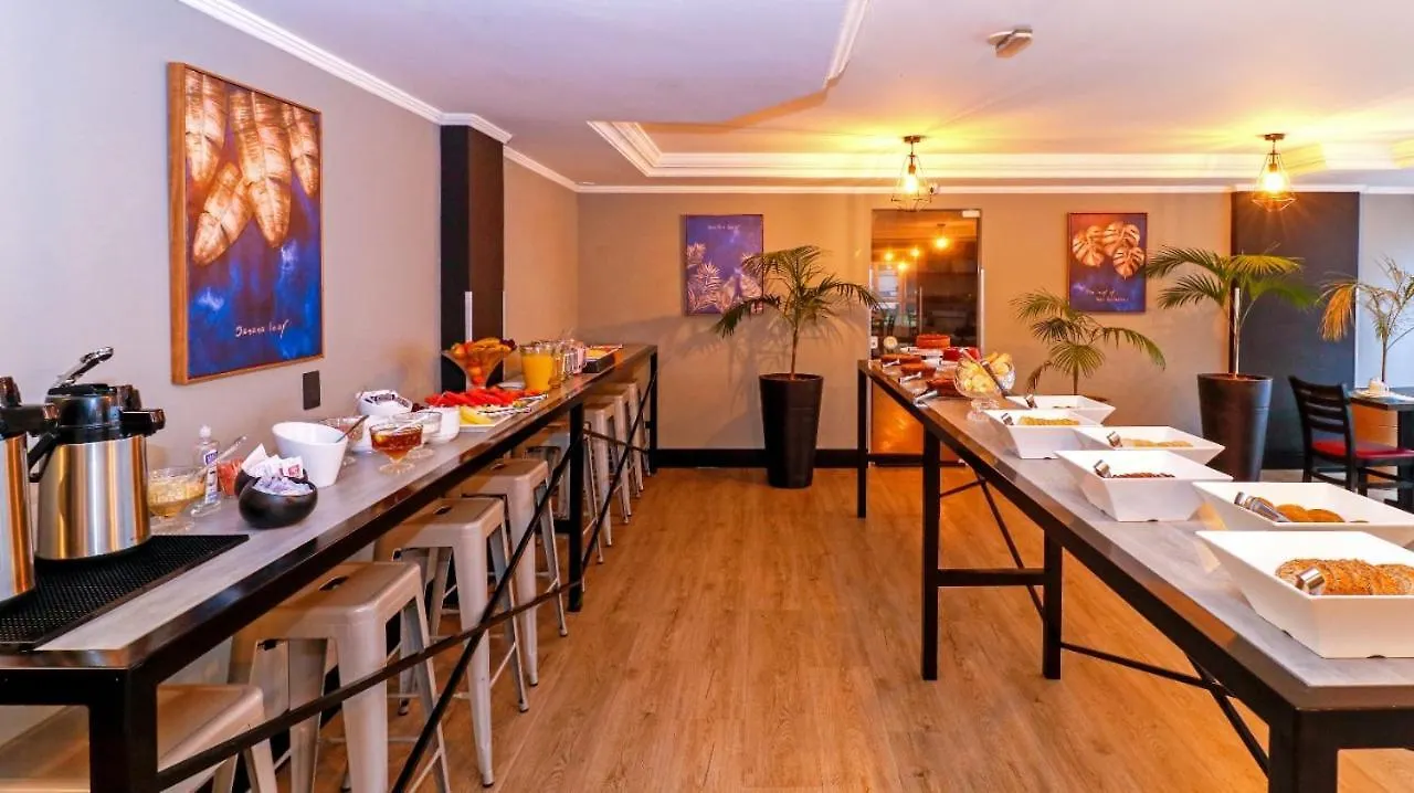 Hotel Gênova BC Balneário Camboriú Brasil
