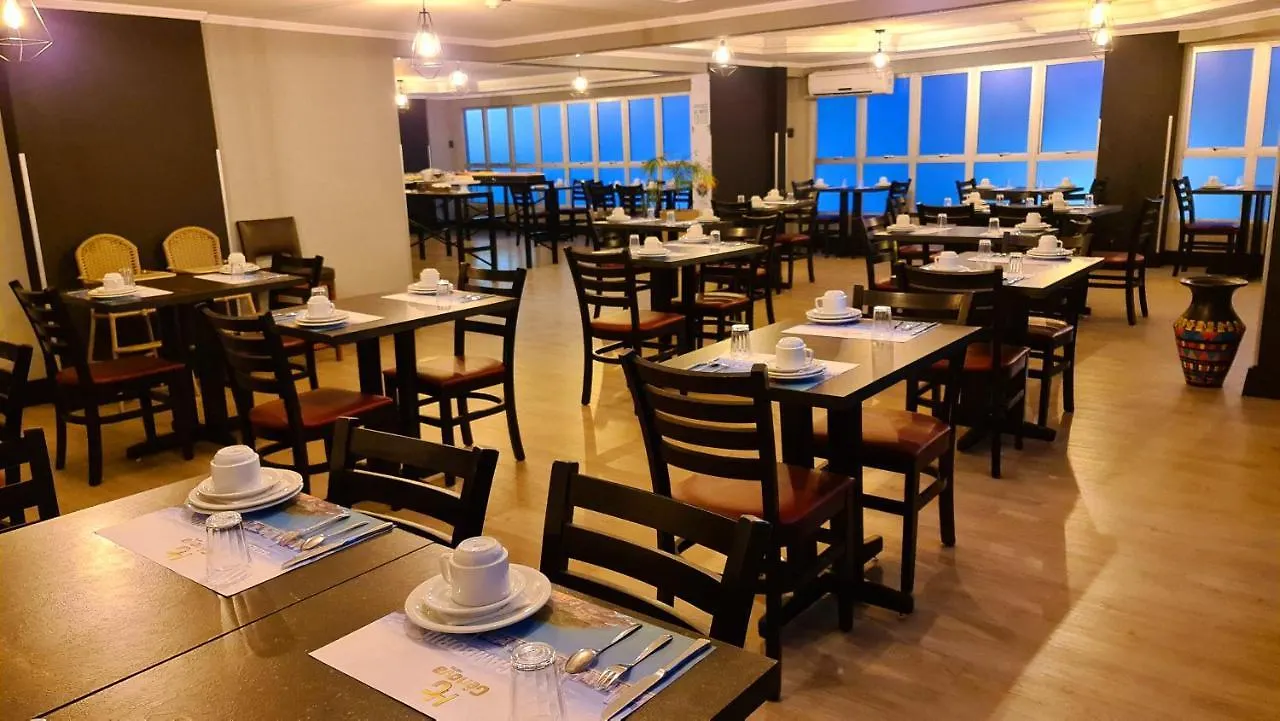 Hotel Gênova BC Balneário Camboriú 3*,